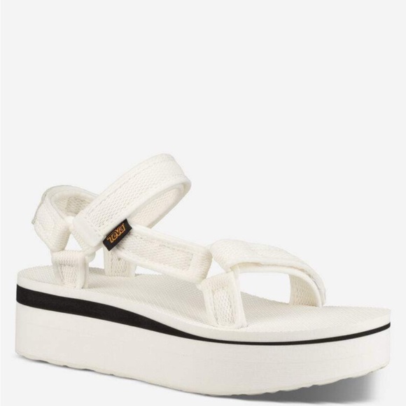 Teva Women’s Flatform Universal Mesh Print Bright White Sandal - Picture 1 of 12